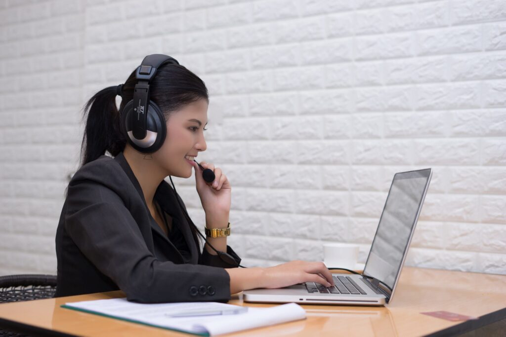 call center employee