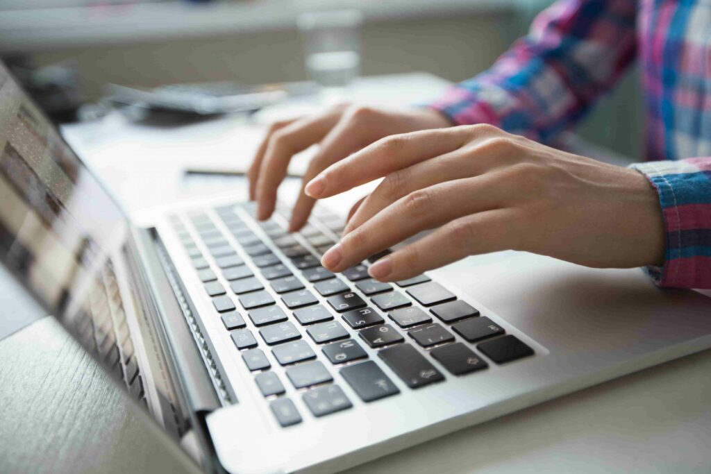 hands typing